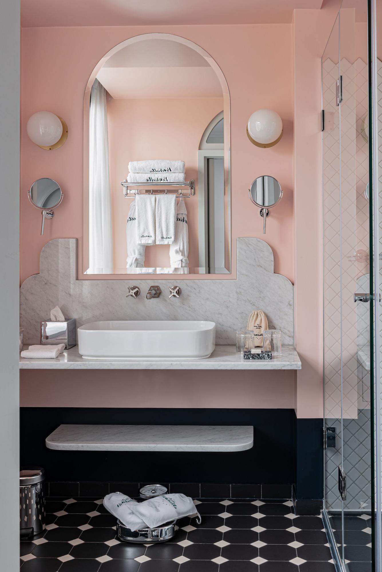 Henrietta Experimental Hotel London Luaran gambar